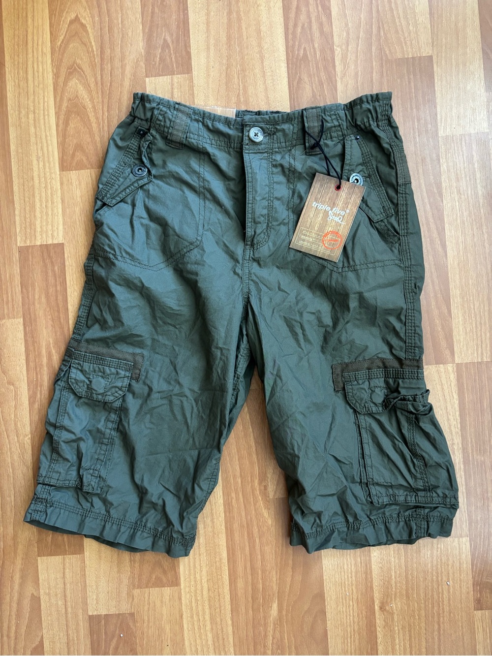 Olive Cargo Shorts - Classic Casual Utility